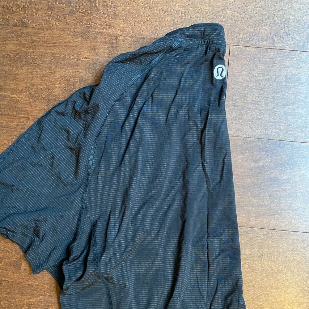 Lululemon Active shirt